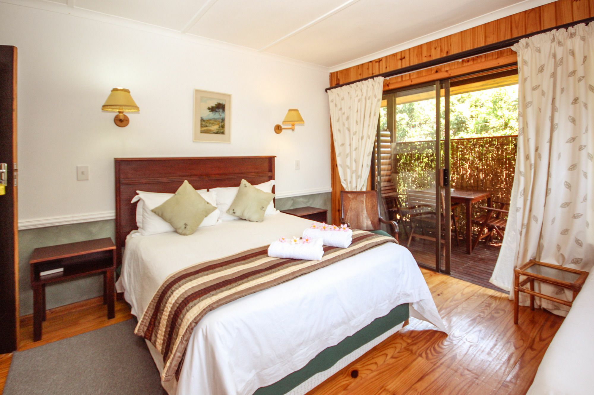 Aston Woods Bed And Breakfast Джефрис-Бей Экстерьер фото