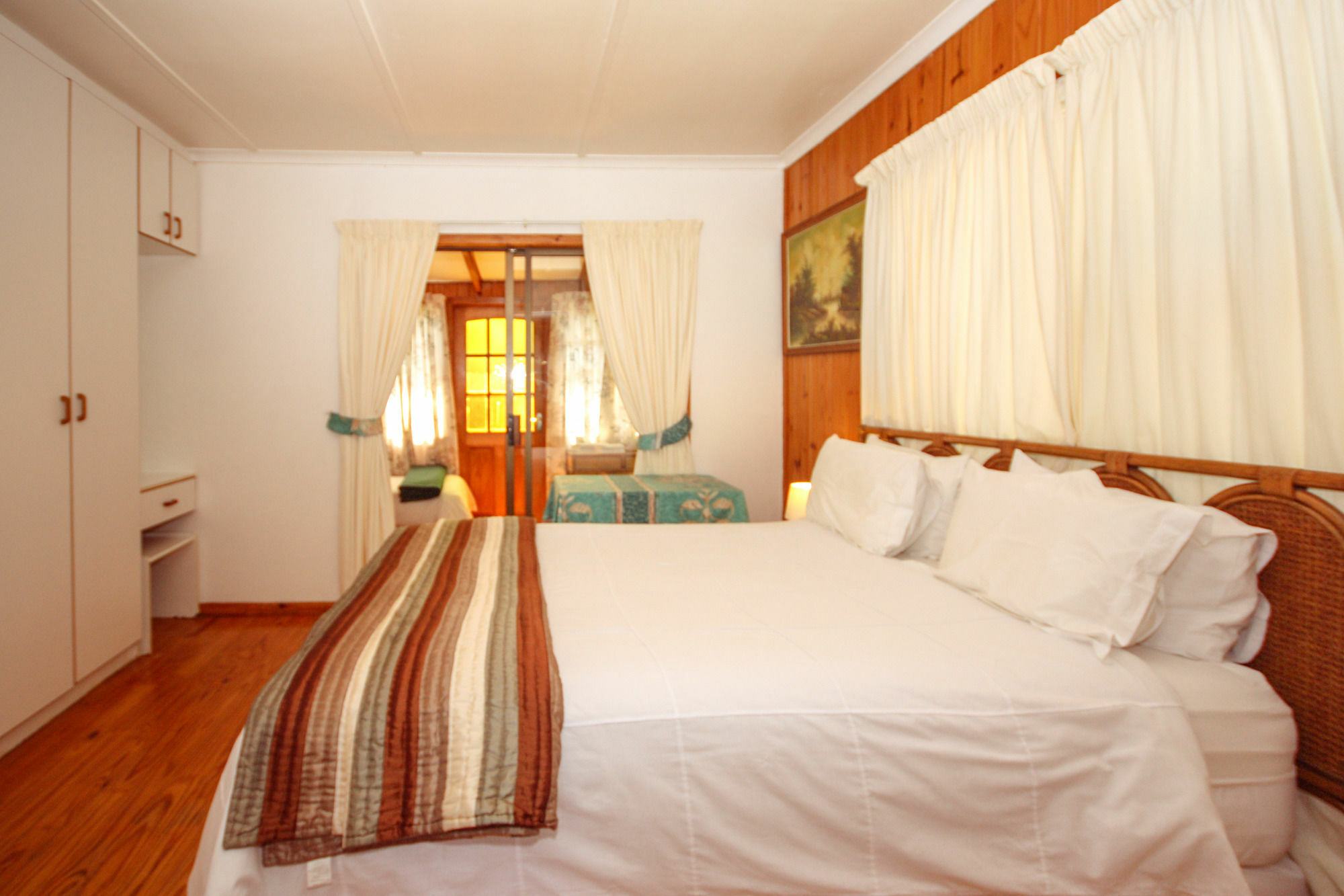 Aston Woods Bed And Breakfast Джефрис-Бей Экстерьер фото